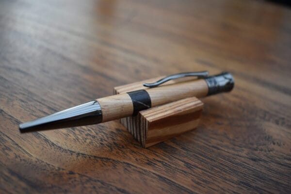 Lakewood and Mahogany rollerball with Chrome